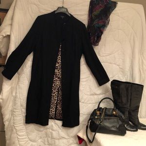 J Peterman LOWEST NO OFFERS coat